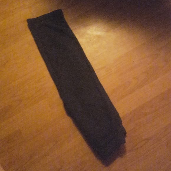 Black pants - Picture 3 of 3